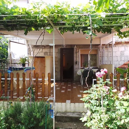In Okrug Donji 6072 Appartamento Okrug Gornji
