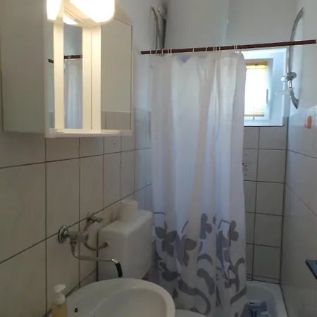 In Okrug Donji 6072